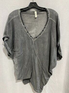 Division E Gray Studded V-Neck Oversized Dolman Sleeve Top Size Medium